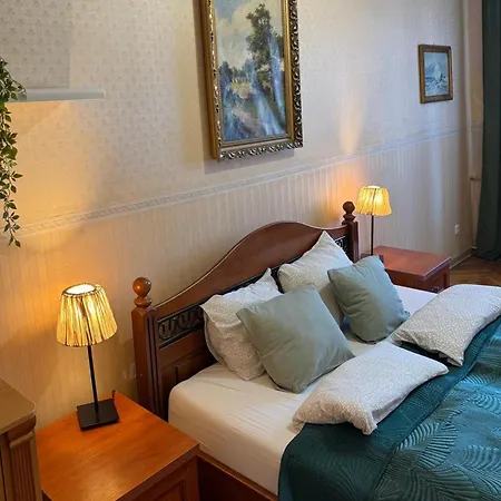 Center Apartment