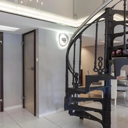 Apartment Center